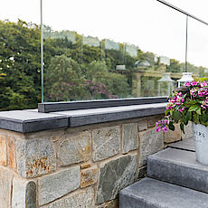 Mauerabdeckplatten aus Beton