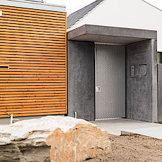 Eingangsbereich aus Beton