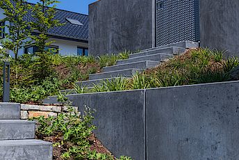 Beispiel Blockstufe aus Beton Beispiel Blockstufe aus Beton